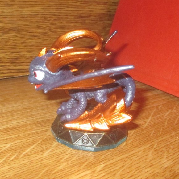 Spyro (Mega Ram Variant) from Skylanders: Swap Force (Series 3) Figures - Picture 3 of 4